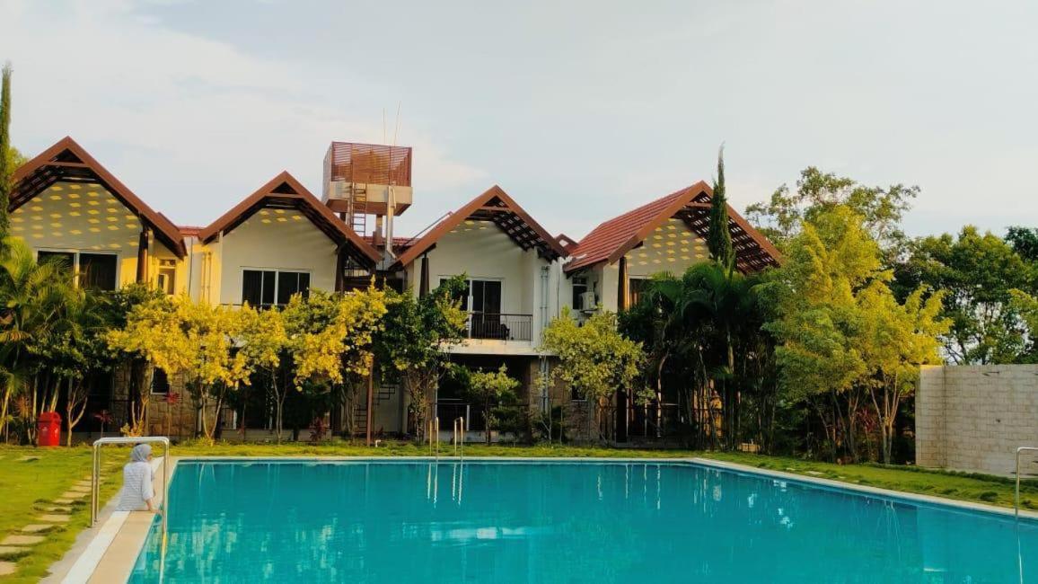 7 Heaven Villas & Resorts Чикмагалур Экстерьер фото
